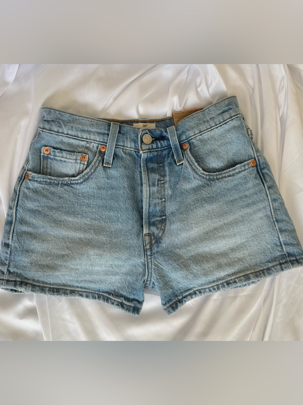 Levi’s shorts